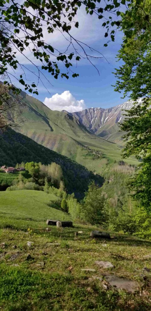 SHREDGEORGIA Mountain Biking in Georgia: 5 Reasons Why the Caucasus is Your Next Must-Ride Destination 5 Gudauri mtb